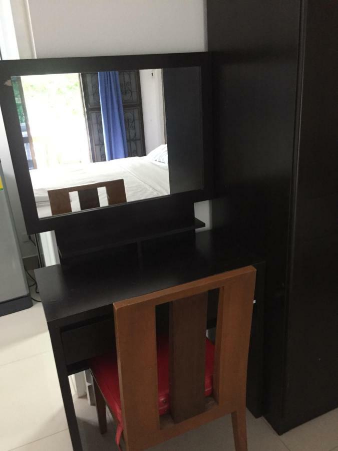 Escobar Guesthouse Haat Jomtien Eksteriør bilde