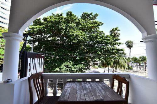 Escobar Guesthouse Haat Jomtien Eksteriør bilde