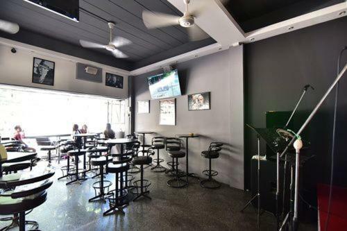 Escobar Guesthouse Haat Jomtien Eksteriør bilde
